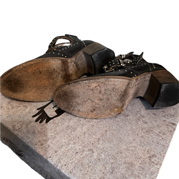 Freebird Felicity by Steven - Black Strappy w/chunky Block Heel - Picture 6 of 7